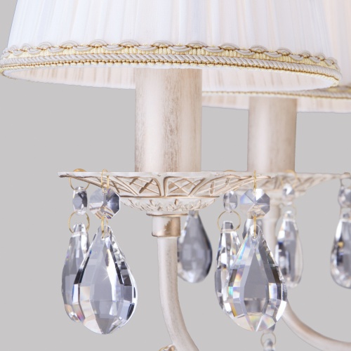 Подвесной светильник Eurosvet 3637/7 белый с золотом/прозрачный хрусталь Strotskis