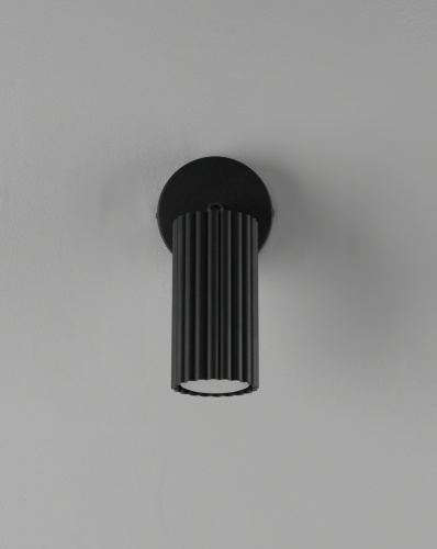 Спот Moderli V11771-1C Cora