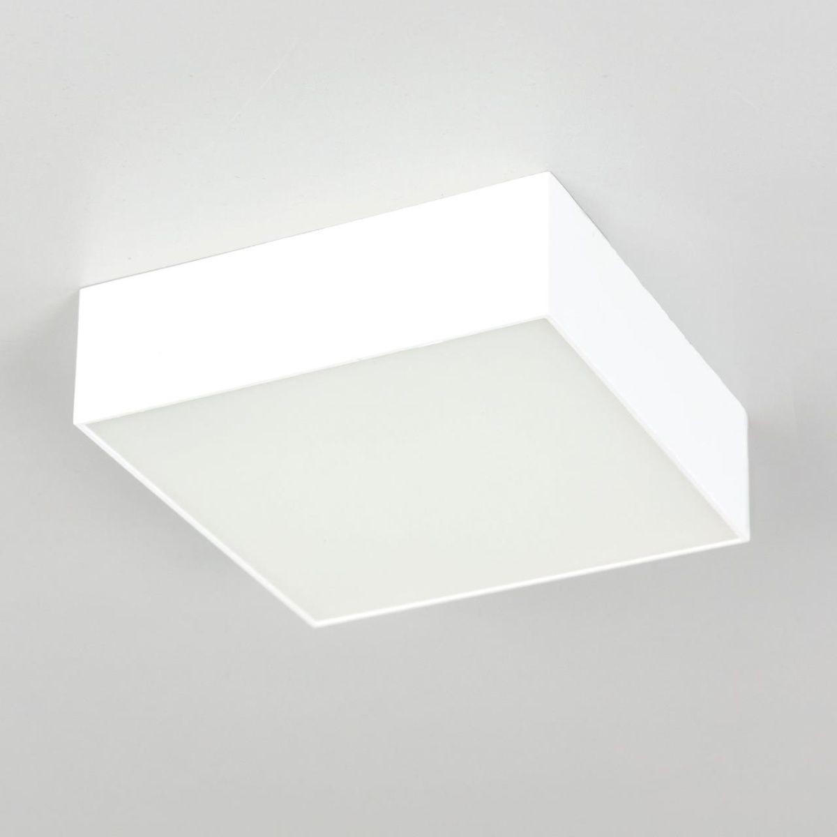 card-img