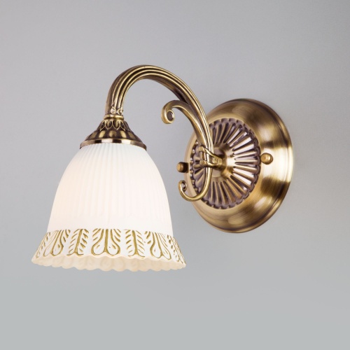 Настенный светильник Eurosvet 60107/1 античная бронза