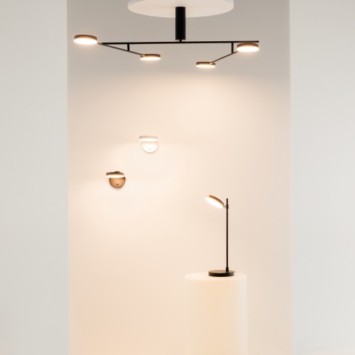 Настольный светильник Maytoni MOD070TL-L8B3K