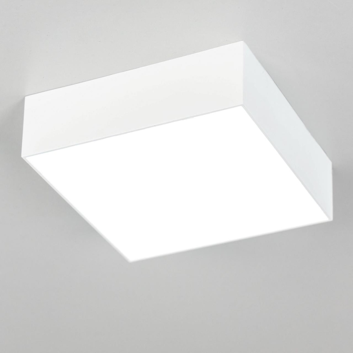 card-img