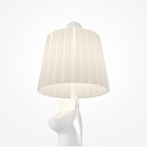 Настольный светильник Maytoni MOD377TL-L5W3K