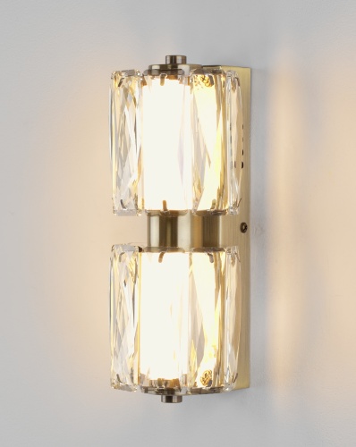 Светильник настенный светодиодный Moderli V11711-WL Prismique