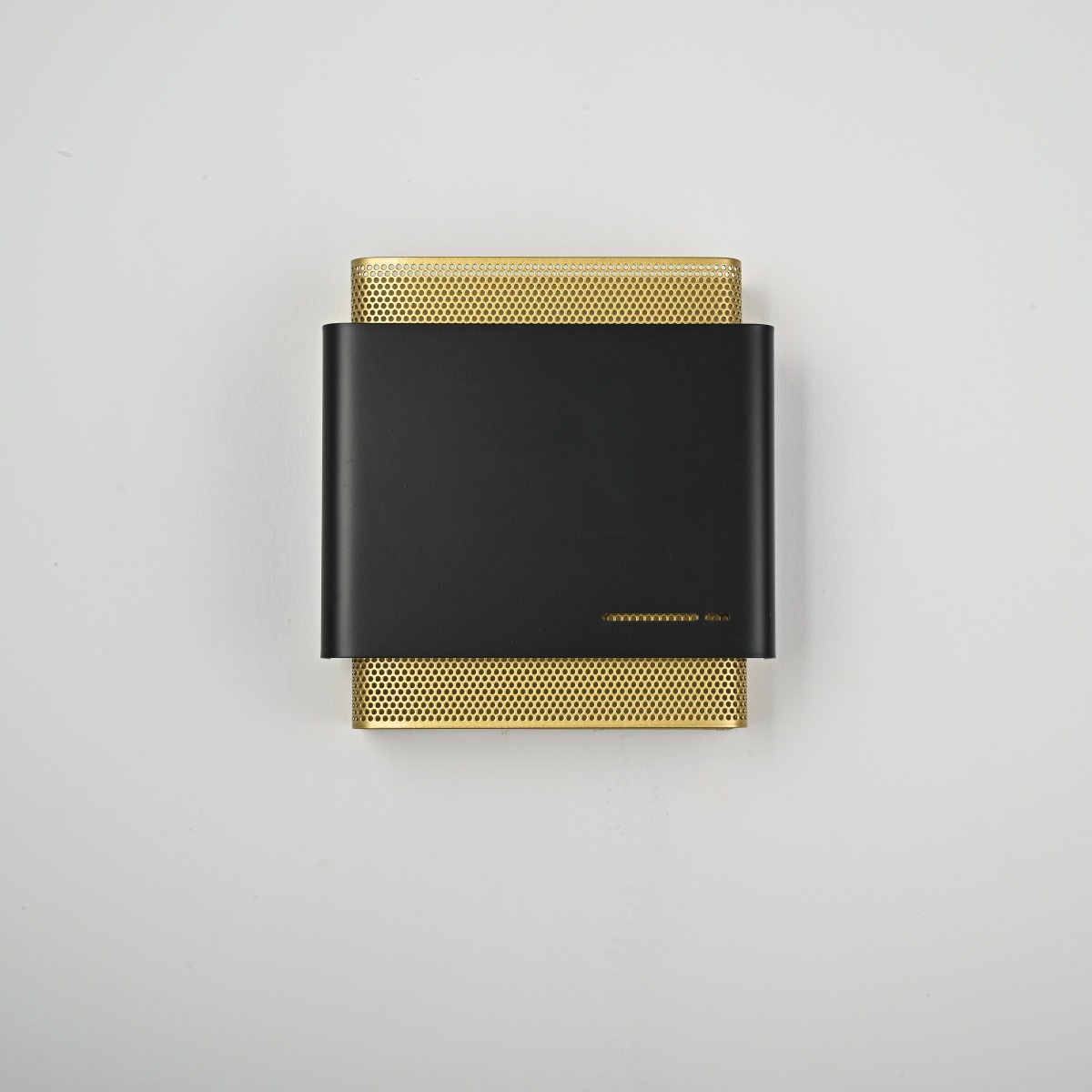 card-img