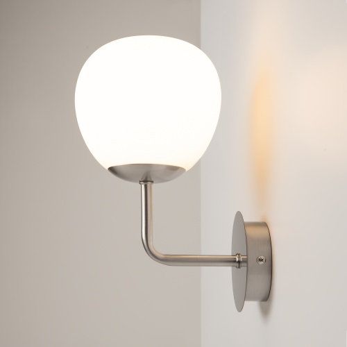 Настенный светильник (бра) Maytoni MOD221-WL-01-N