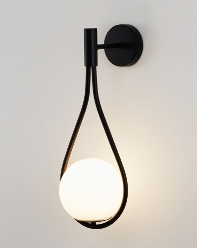 Настенный светильник Moderli V4031-1W Barocco