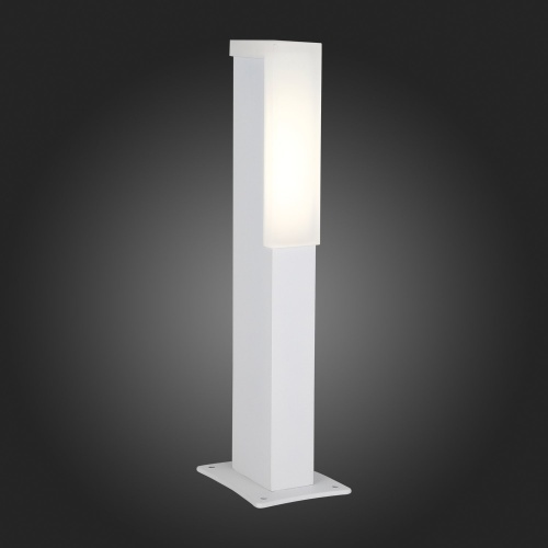 SL096.505.02 Светильник уличный наземный ST-Luce Белый/Белый LED 1*6W 4000K POSTO