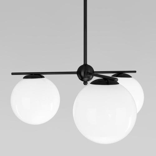  Eurosvet 60147/3/ потолочный светильник/ черный