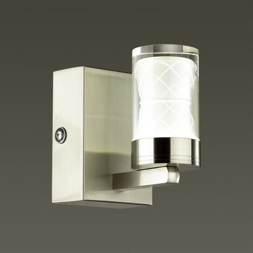 Светильник для ванной комнаты Lumion Wagner 5223/5WL
