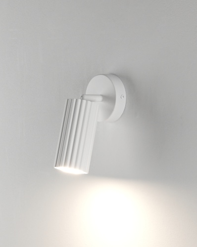 Спот Moderli V11772-1C Cora