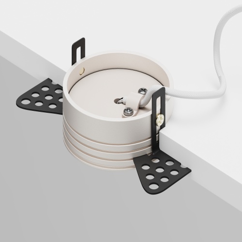 Аксессуары честный знак Maytoni PA001-TRS-W