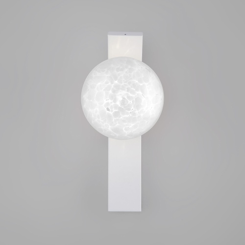 Настенный светильник Eurosvet 40019/1 белый