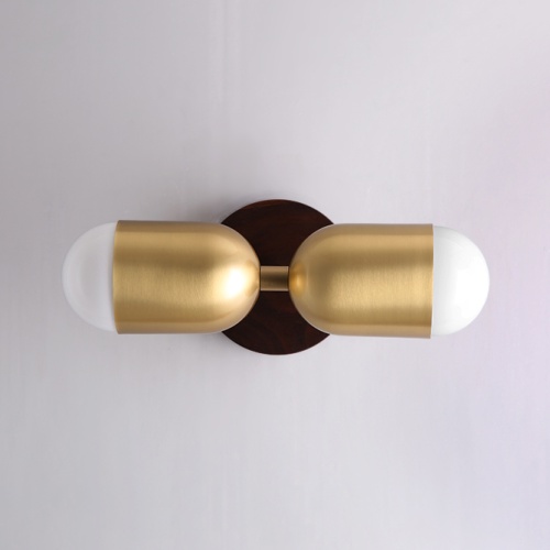 Настенный светильник CHRIS B Brass 209123-23