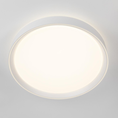 CL751350G BOSS Белый  LED Св-к с пультом