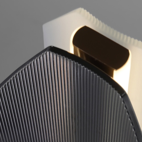 Настольный светильник Eurosvet 308052 LED латунь