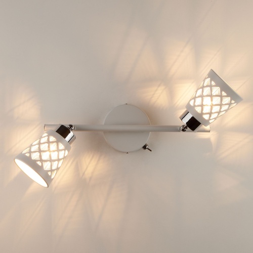 Настенный светильник Eurosvet 20060/2 белый