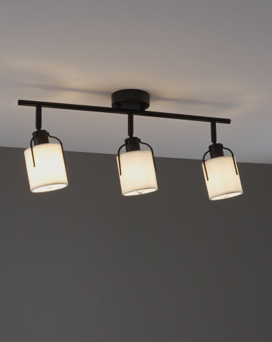 Спот Moderli V11848-3C Inari