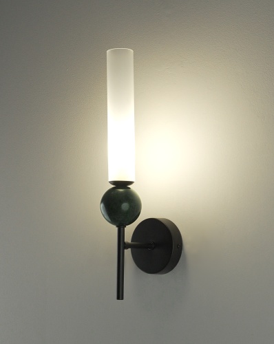 Светильник настенный Moderli V11793-1W Illis