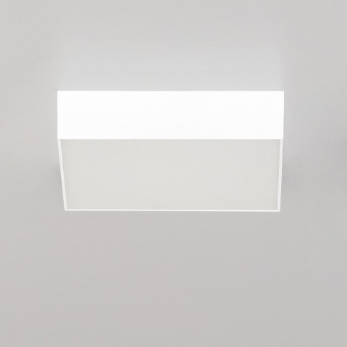 CL712X180N Тао Белый Св-к Накл. LED 18W*4000K
