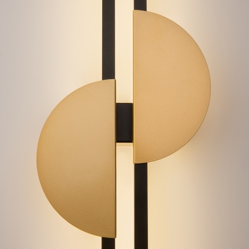 Настенный светильник (бра) Maytoni MOD179WL-L22BS4K1