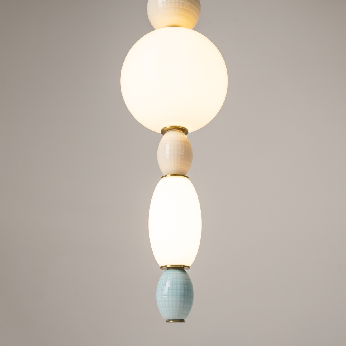card-img
