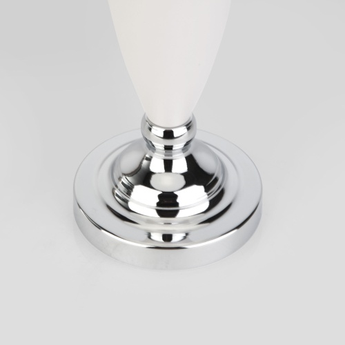  Eurosvet 008 /настольный светильник/ белый