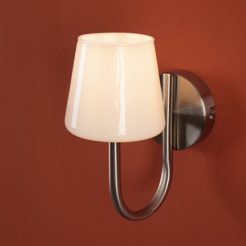 Настенный светильник (бра) Freya FR2039WL-01N