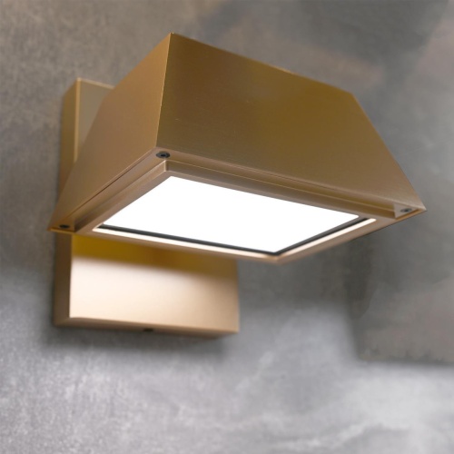 Уличный настенный светильник Favourite 4301-1W, уличный светильник, D165xW165xH155, LEDx15W, 380LM, 4000K, IP54, included