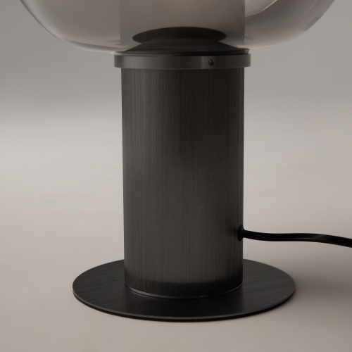 Настольный светильник Maytoni MOD414TL-01B