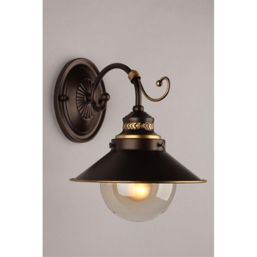 Настенный светильник Omnilux OML-50401-01