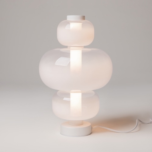 Настольный светильник Maytoni MOD364TL-L15W3K