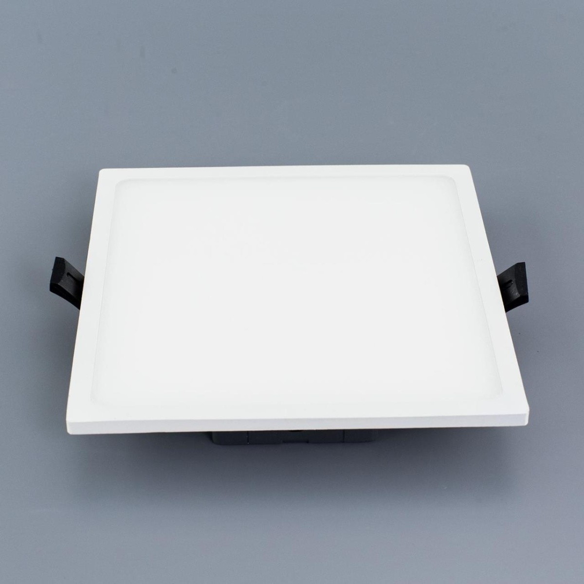 card-img