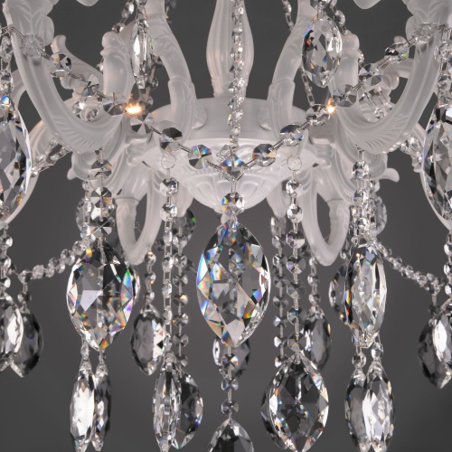 Белыйпрозрачный хрусталь Strotskis Eurosvet 10108/8/ подвесной светильник