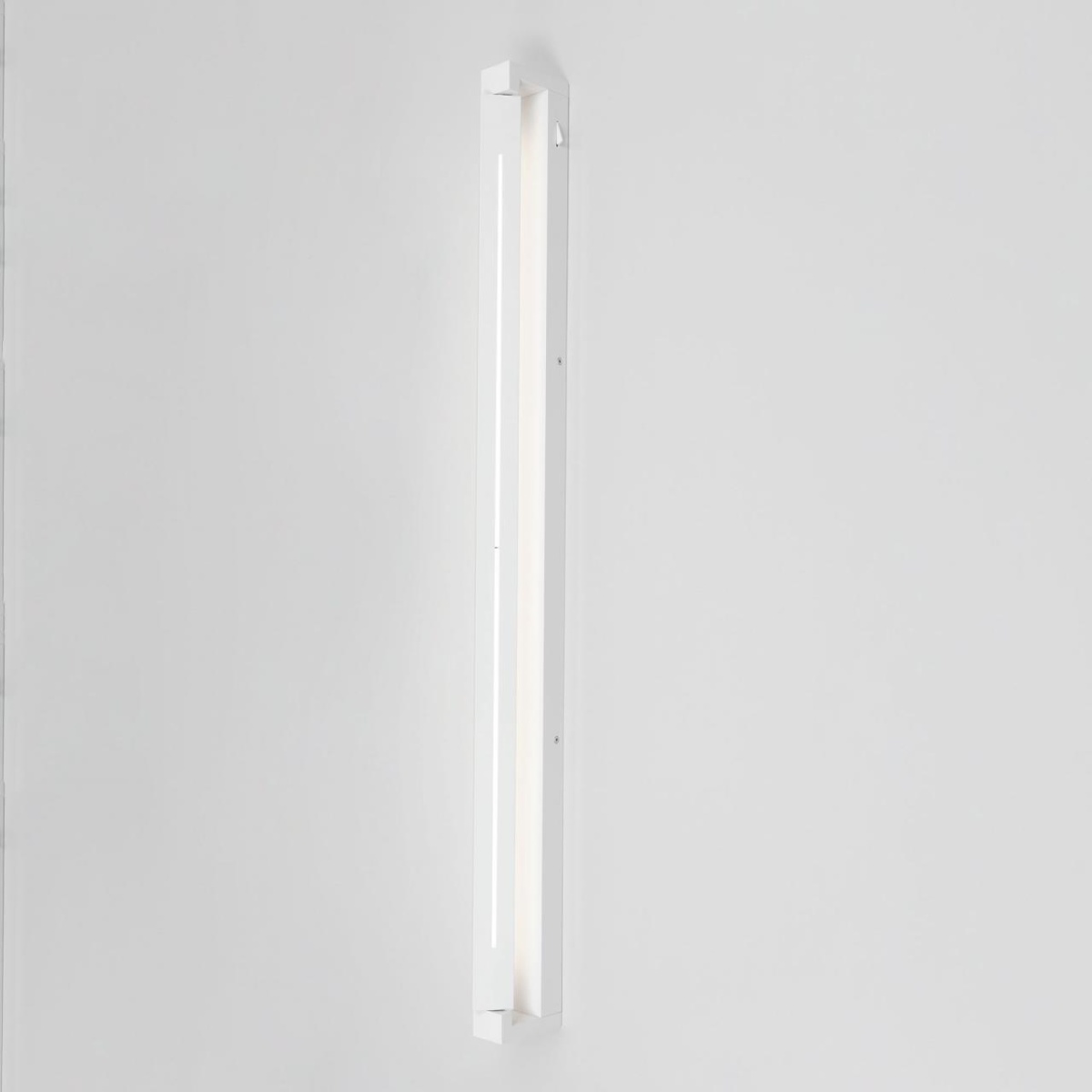 card-img