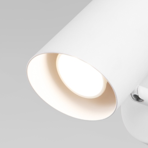 Настенный светильник Eurosvet 70147/1 белый